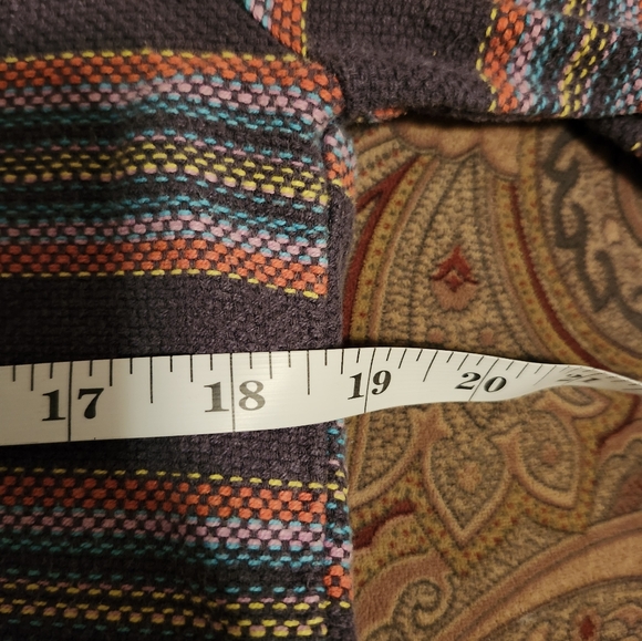 Roxy Pullover - Picture 6 of 10